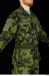 Victor army belt camo jacket dressed upper body 0008.jpg